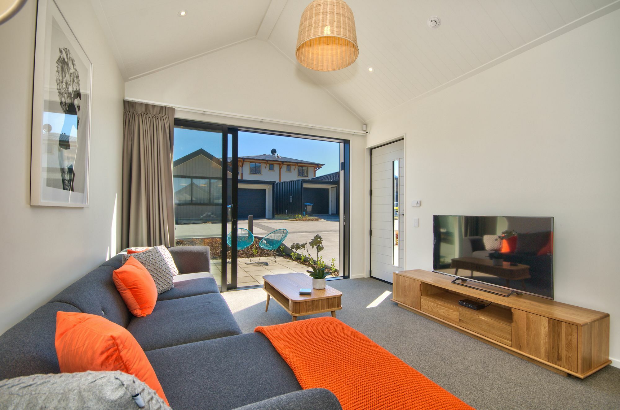Cherry Blossom Holiday Apartment Queenstown Exteriör bild