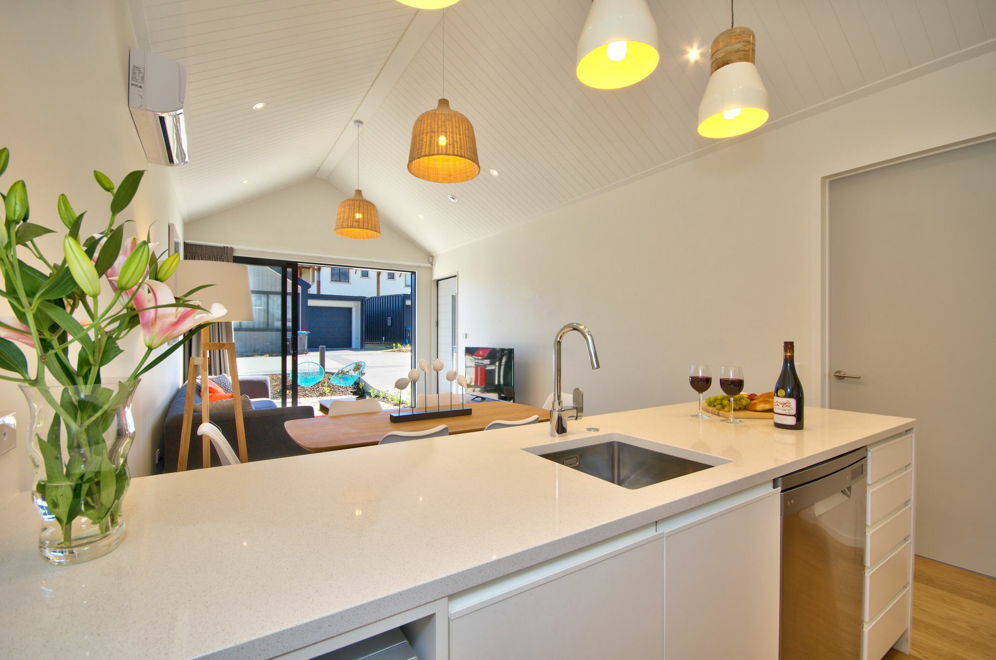 Cherry Blossom Holiday Apartment Queenstown Exteriör bild